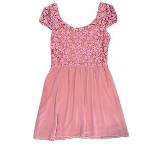 Short Sleeve Knitted Lace Blush Pink Dress Medium